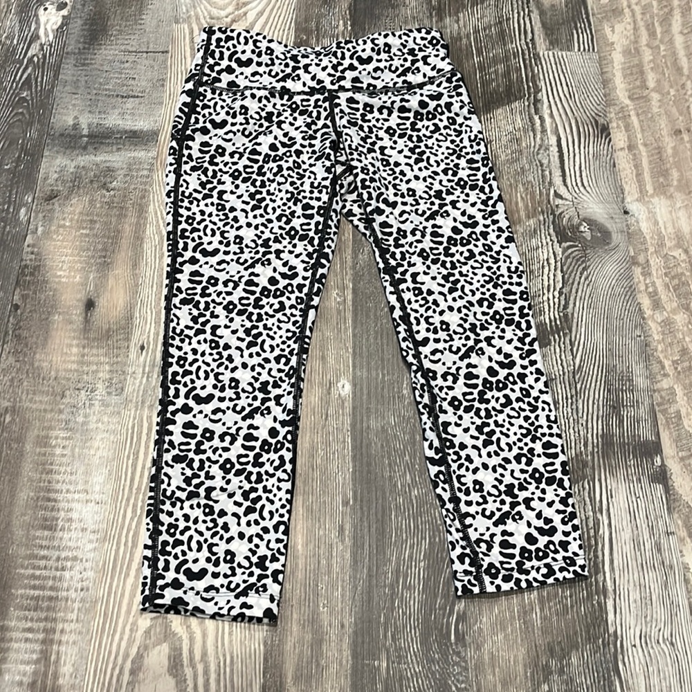 Nike Dri-fit cropped leggings - Picture 1 of 3